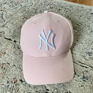Baby pink Yankees baseball cap